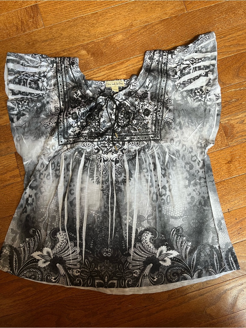 Women’s Boho Embroidered Flutter-Sleeve Top - Black & White, Size L